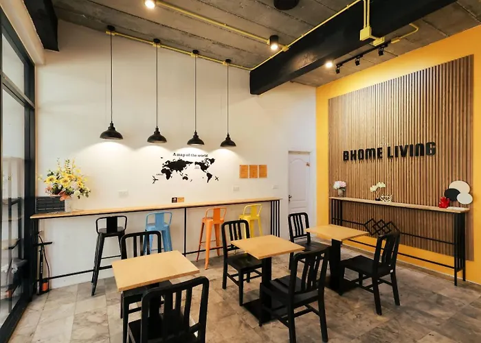 Bhome Living At Mrt Sutthisan Bangkok